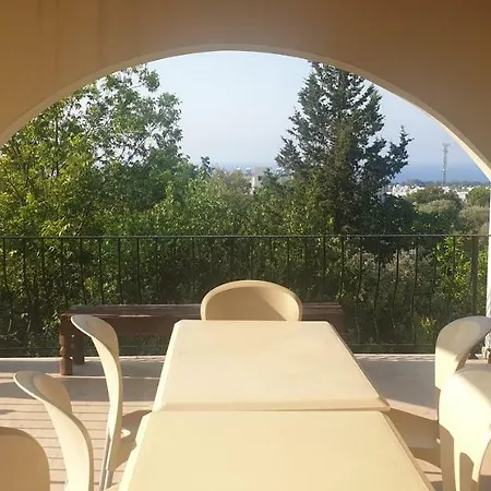 Mountain Breeze - Kyrenia * Kyrenia (Northern Cyprus)